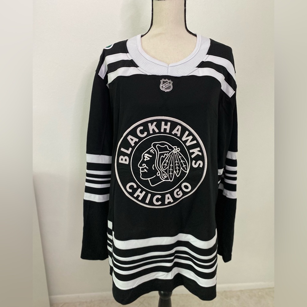 Adidas Mens Chicago Blackhawks 2019 Winter Classic Authentic Pro Jersey size 54